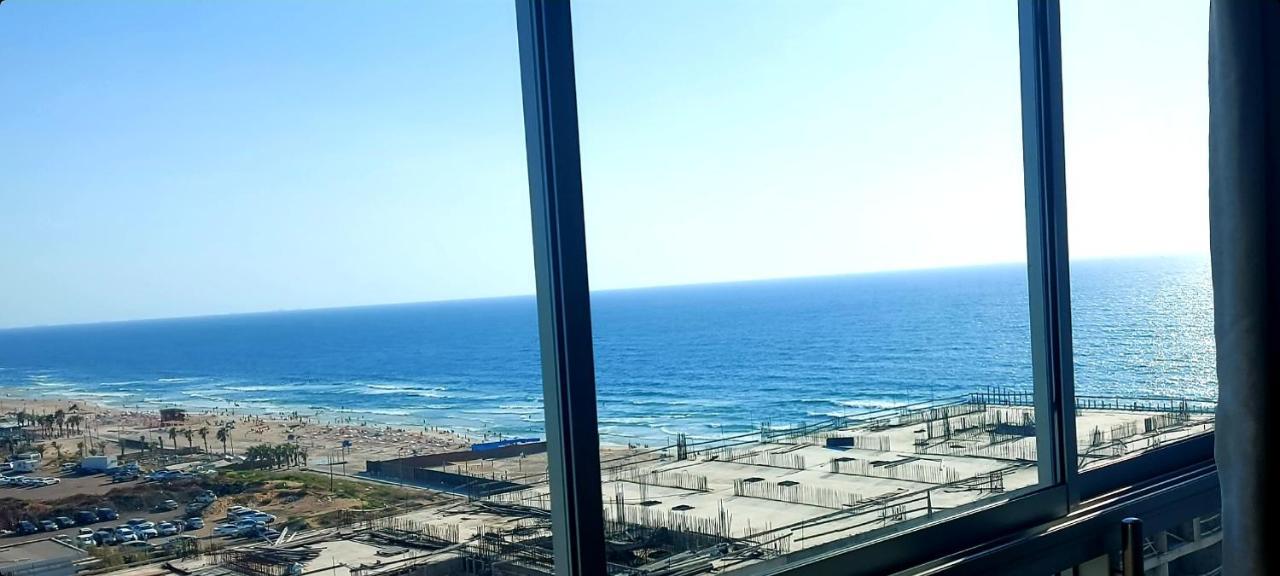 מלון דירות על הים בת ים 39 Exterior photo